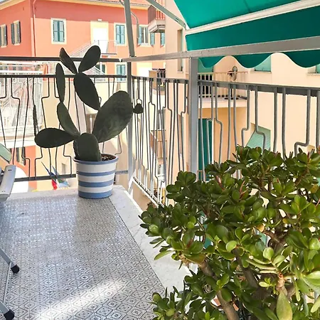 דירה 2 Bedroom Awesome In *